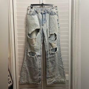 Distressed Wide Leg Jeans